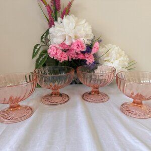Vintage Arcoroc Rosaline Pink Swirl 4 Dessert Bowls French Pressed‎ Glass Footed